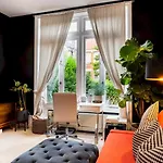 Pass The Keys Classy Bright 2-Bed With Great Garden - Crouch End